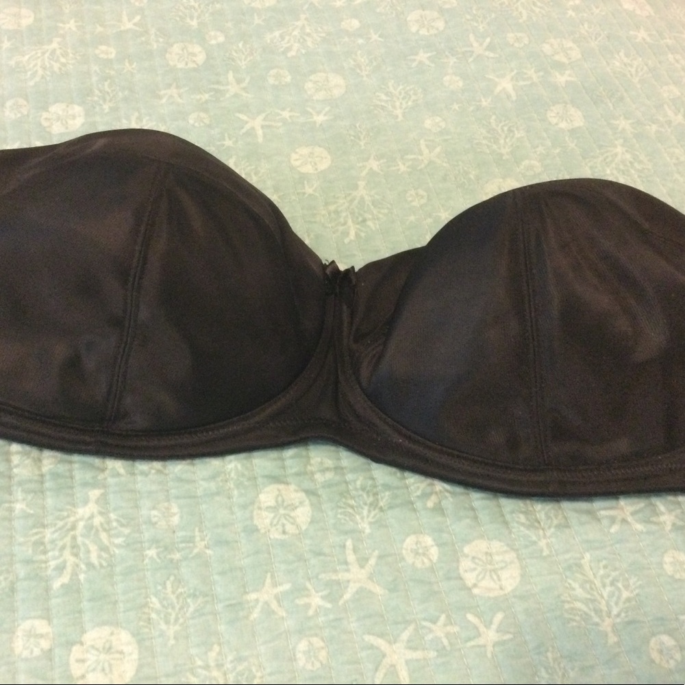 Black underwire strapless Bra Sz 40F